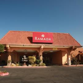 Ramada by Wyndham Fresno North,位于弗雷斯诺的酒店