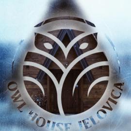Owl House Jelovica，位于贝拉内的酒店