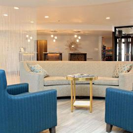 Plaza Hotel Denver Central，位于丹佛的酒店