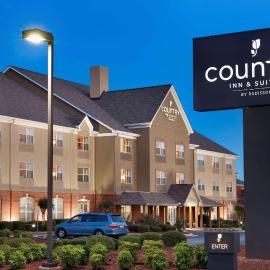 Country Inn & Suites by Radisson, Warner Robins, GA，位于华纳罗宾斯的酒店