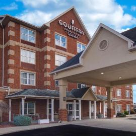 Country Inn & Suites by Radisson, Cincinnati Airport, KY，位于希布伦的酒店