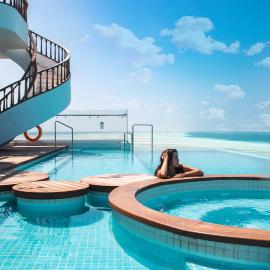 Stone Hotels Dhiffushi,位于迪弗西的酒店