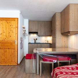 Les Sitelles - 12 - Appt vue montagne - 6 pers，位于莫里永的酒店