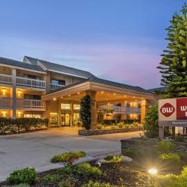 Best Western Plus Monterey Inn，位于蒙特雷的酒店