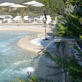 Villanova Apartments - Nature & Wellness，位于莱万托的酒店
