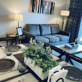 Family friendly 2BR/2BA condo - Views & Location!!，位于坎莫尔的酒店