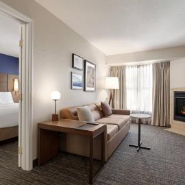 Residence Inn by Marriott Salinas Monterey,位于萨利纳斯的酒店