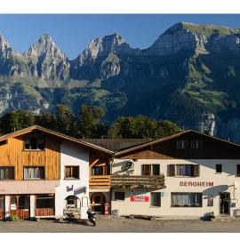 Hotel Restaurant Bergheim，位于芙露姆赛山的酒店