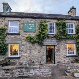 Redmire Village Pub，位于雷德迈尔的酒店