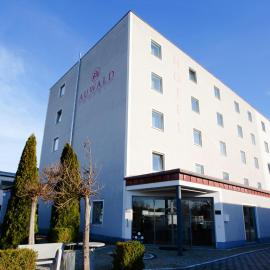 Auwald Hotel，位于因戈尔施塔特的酒店