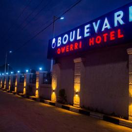 Boulevard Owerri Hotel，位于奥韦里的酒店