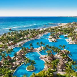 Jungala Hotel at VidantaWorld Riviera Maya，位于坎昆的酒店