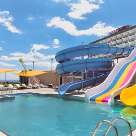 Ramada by Wyndham Tekirdağ，位于泰基尔达的酒店