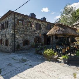 Hotel Rural Valle de Ancares,位于Pereda de Ancares的酒店