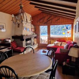 Appartement, vue sur le lac，位于尚佩克斯的酒店