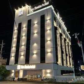 Den Basta hotel，位于Yangsan的酒店