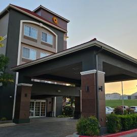 La Quinta by Wyndham Lawton / Fort Sill，位于劳顿的酒店