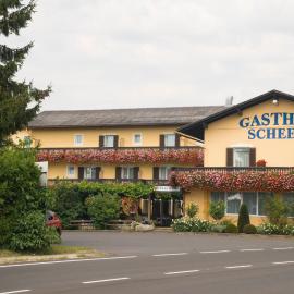 Hotel Gasthof Scheer，位于巴特格莱兴贝格的酒店