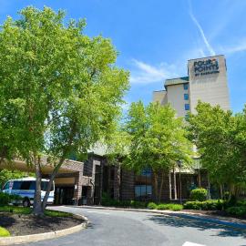 Four Points by Sheraton Wakefield Boston Hotel & Conference Center，位于韦克菲尔德的酒店
