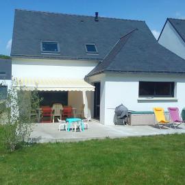 Maison au calme proche des plages du Golfe du Morbihan，位于巴登的酒店