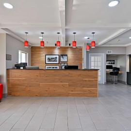 Country Inn & Suites by Radisson, Bloomington-Normal Airport, IL，位于布卢明顿的酒店