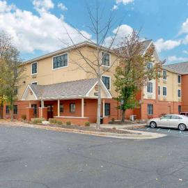 Extended Stay America Select Suites - Detroit - Novi - Haggerty Road，位于诺斯维尔的酒店