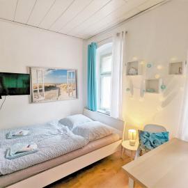 Urlaubsmagie - Ferienwohnung Tagpfauenauge - Garten mit Terrasse & Saisonaler Pool - H1，位于塞布尼茨的酒店