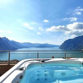 La casa sulla collina vista lago，位于里瓦迪索尔托的酒店