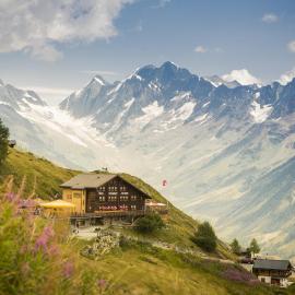 Alpenhotel zur Wildi Lauchernalp，位于Wiler的酒店