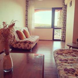 Ma-Bebe Spa and Play Suite - Thermal Jacuzzi - Free Tickets to Ostrich Farm，位于Pchelin的酒店