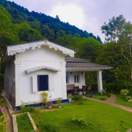 Hill House Haldummulla，位于巴杜勒的酒店