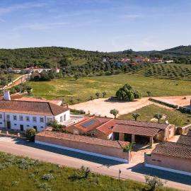 Quinta da Cortiça - Casa da Torre，位于Alvaiázere的酒店