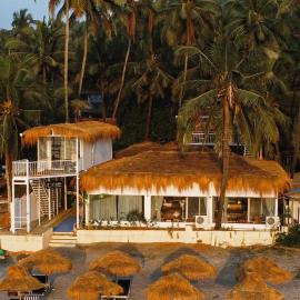 Aqua Beach Rooms, only accommodation on Ashwem Beach，位于曼德姆的酒店