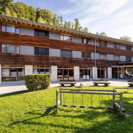 JUFA Hotel Montafon，位于巴托洛梅贝格的酒店