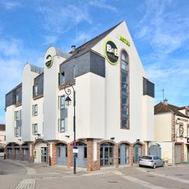 B&B HOTEL Dreux Centre，位于德勒的酒店