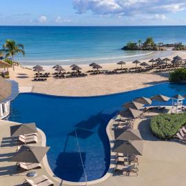 Royalton Hideaway Blue Waters - Montego Bay, An Autograph Collection All-Inclusive Resort - Adults Only，位于法尔茅斯的酒店