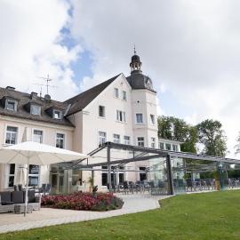 Hotel Haus Delecke，位于默讷塞的酒店