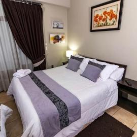 Hostal Oriente，位于塔尔卡的酒店