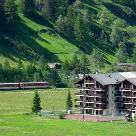 Monte Rosa Apartments Täsch，位于塔什的酒店