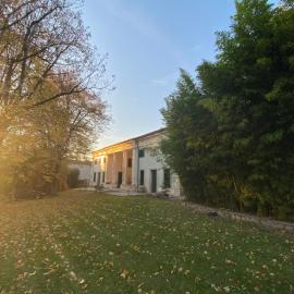 Agriturismo Barchessa，位于埃斯泰的酒店