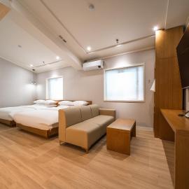 MONO HOTEL