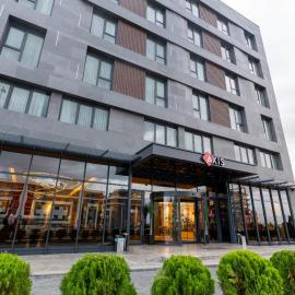 Axis Hotel，位于Cimenli的酒店