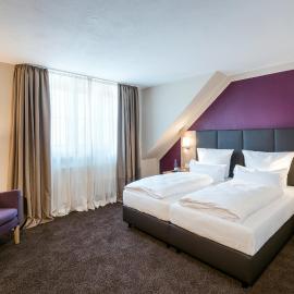 die Post Hotel mit Self Check-In，位于巴特格勒嫩巴赫的酒店