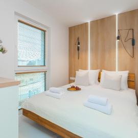 Flatbook Rodzinne Apartamenty Jantar Resort z Parkingiem, Placem Zabaw i Wiatą Grillową,位于詹塔尔的酒店
