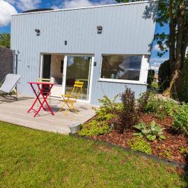 Tiny house avec vue sur les étoiles，位于雅莱的酒店