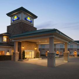 Days Inn by Wyndham Swift Current，位于斯威夫特卡伦特的酒店