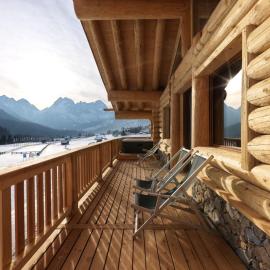 Hotel Haus Michaela，位于萨帕达的酒店