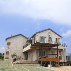 Sanbangsan Hot Spring Pension