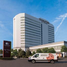 DoubleTree by Hilton Fort Lee/George Washington Bridge,位于利堡的酒店
