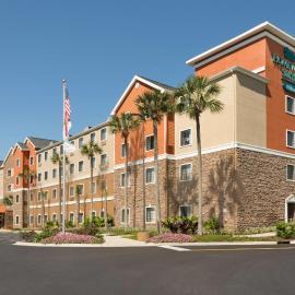 Homewood Suites Jacksonville Deerwood Park，位于杰克逊维尔的酒店